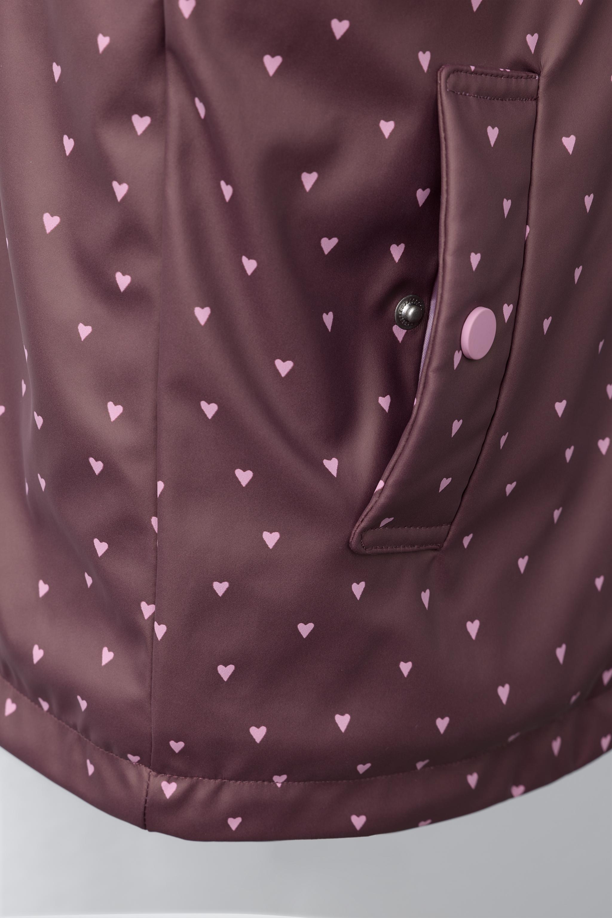 WATER-RESISTANT HEART PRINT RUBBERIZED RAINCOAT
